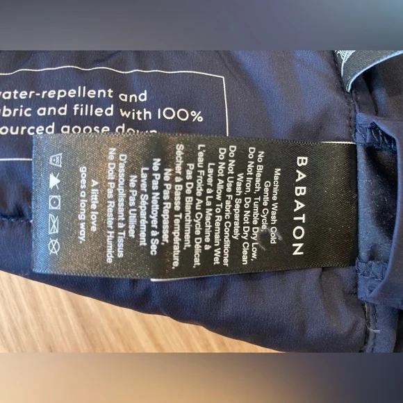 Aritzia Babaton Reza Navy Quilted 100% Goose Down Puffer Jacket Fisherman Scandi - Picture 10 of 12